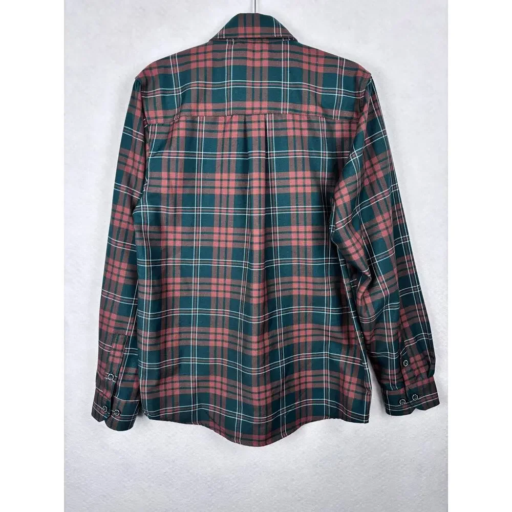 NWOT Dixxon Flannel Mistletoe Men’s Small Green Red Holiday Pearl Snap Shirt